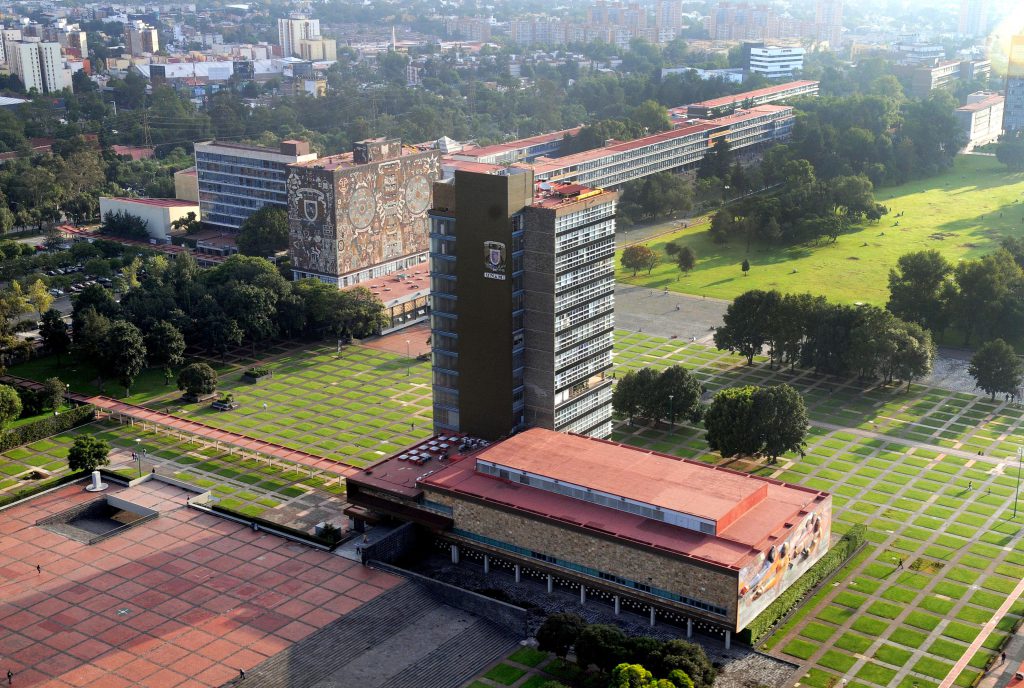 Sólo cuatro instituciones educativas mexicanas cumplieron con los estándares.