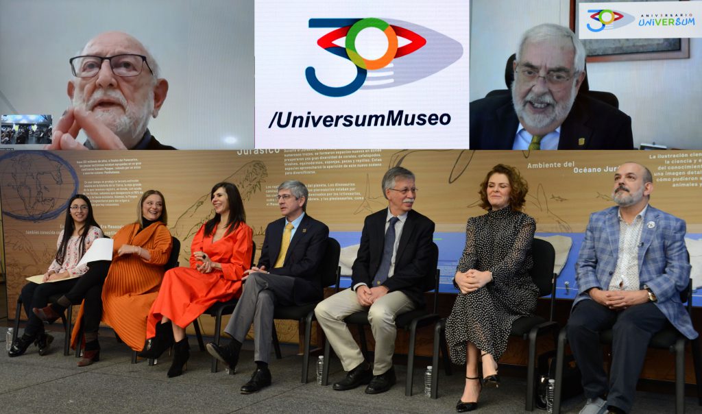 Universum es un espacio que abre universos distintos en variadas disciplinas y lo hace en forma lúdica y atractiva. 