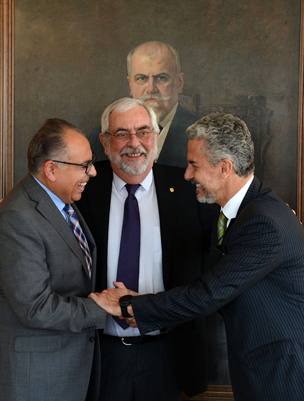 El rector Enrique Graue Wiechers nombró nuevo Abogado General de la UNAM al maestro Hugo Alejandro Concha Cantú.