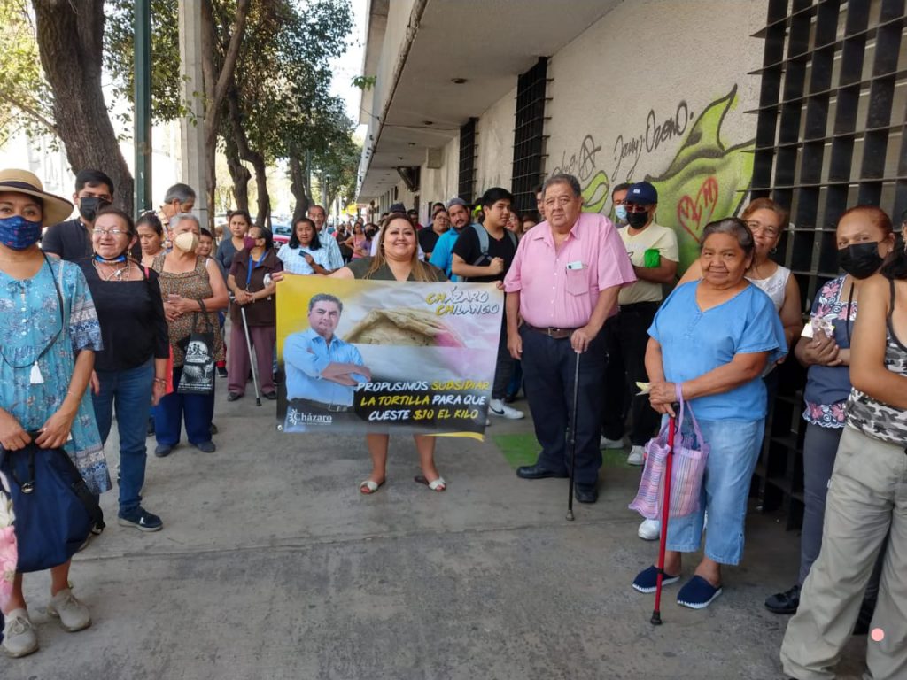 Movimiento Nueva Aztlán apoya la iniciativa presentada por el líder del PRD en la Cámara de Diputados, Luis Espinosa Cházaro, para que se fije en 10 pesos el kilogramo de tortilla.