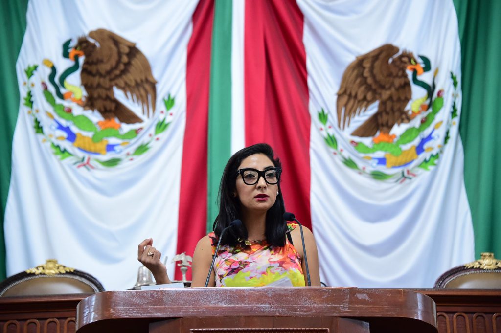 La legisladora Ana Villagrán agregó que se han reportado fallas y desprendimientos del sistema de las alertas sísmicas en las avenidas Gómez Farías, Plaza de la Revolución y Ponciano Arriaga.