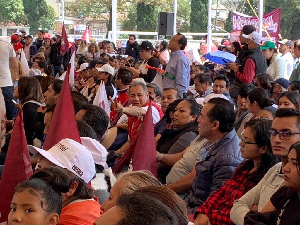 El diputado federal Gabriel Escobedo, con décadas de trabajo en Azcapotzalco, apoya el proyecto de Ricardo Monreal.