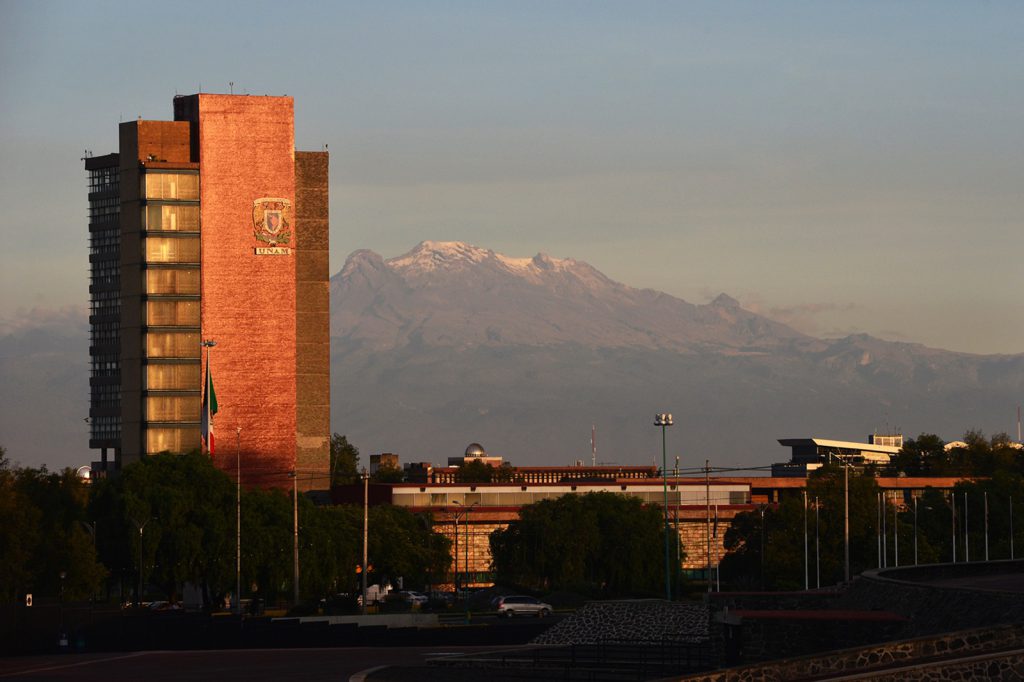 Se publicó hoy en la Gaceta UNAM la convocatoria para el proceso de nombramiento a la Rectoría, con lo que se da inicio formal a dicho proceso.