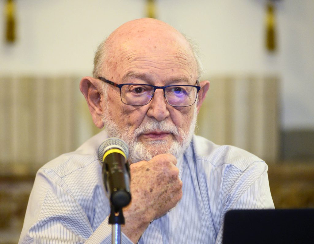 Sostener a la población mundial en las condiciones actuales requeriría planeta y medio: José Sarukhán Kermez.