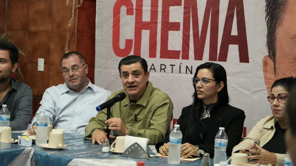 Declinan a favor del diputado de Morena, Chema' Martínez, más de la mitad de aspirantes registrados para encabezar los Comités en Defensa de la Transformación de Jalisco.