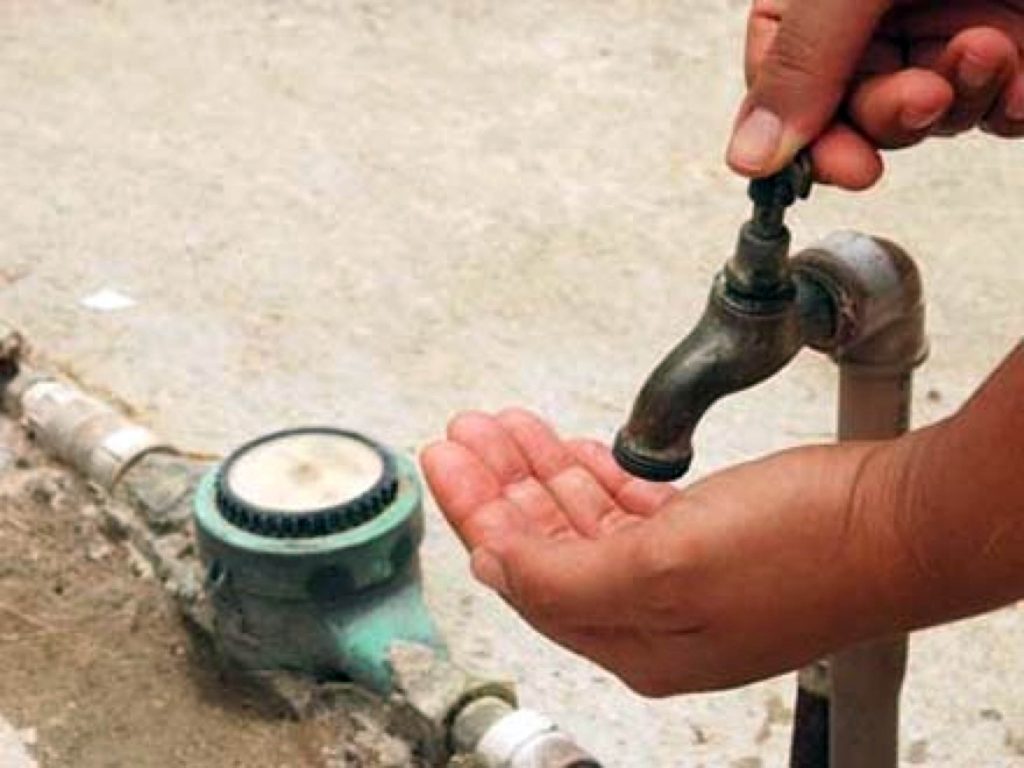 Carecen del líquido millones de personas en casa. Acciones y recomendaciones de la UNAM para el cuidado del agua.