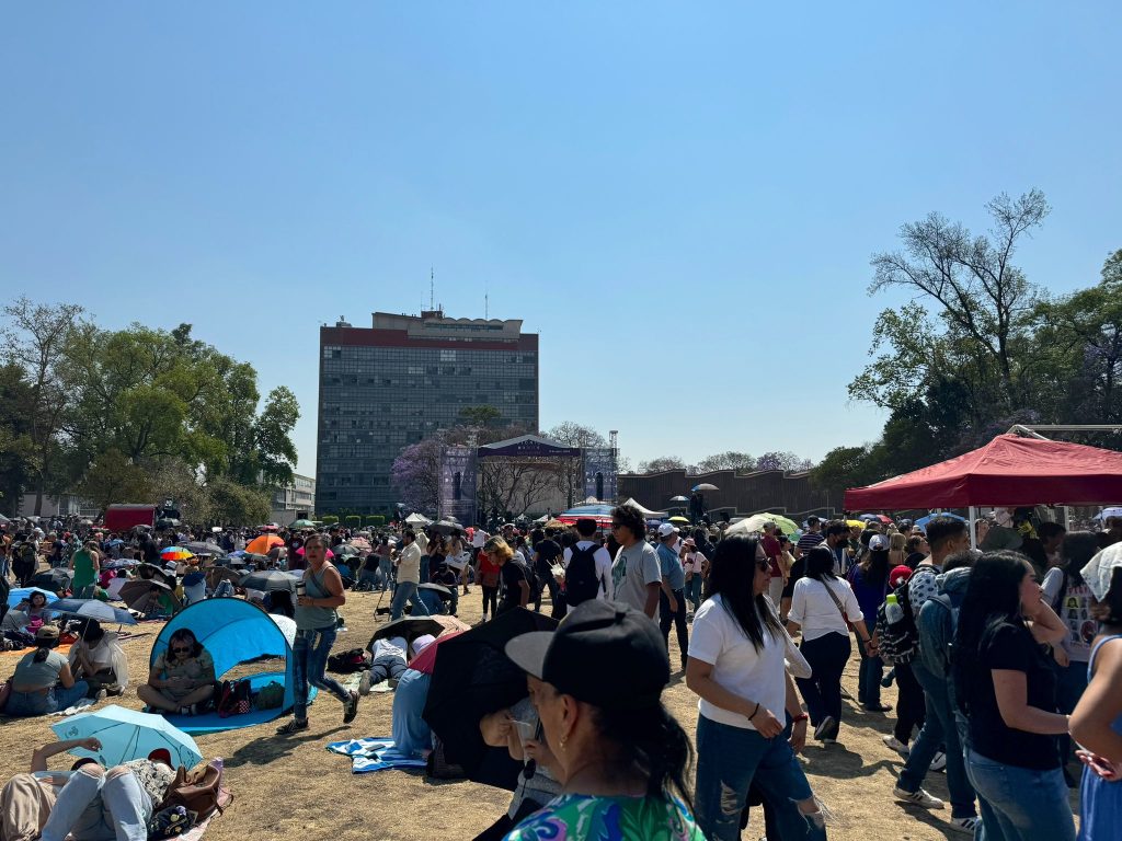 Hoy, en Ciudad de México, el Sol se ocultó 79 por ciento, durante 4 minutos y medio.