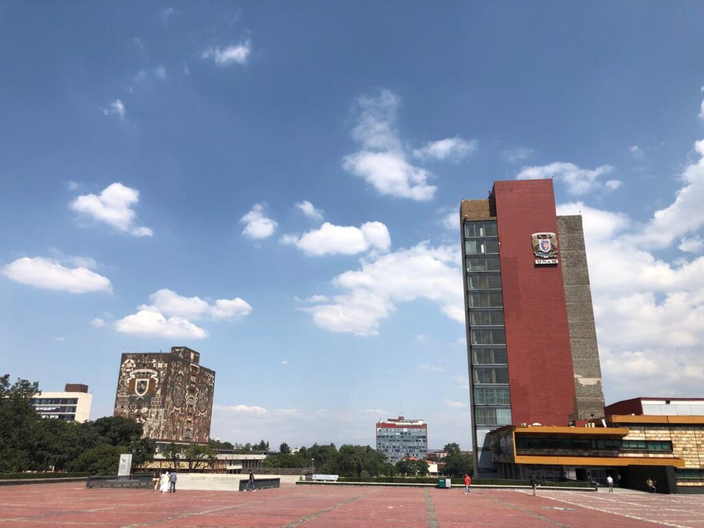 Ocupa la UNAM el lugar 94 y destaca por su reputación académica en el acreditado ranking internacional QS. Foto @Villasana10