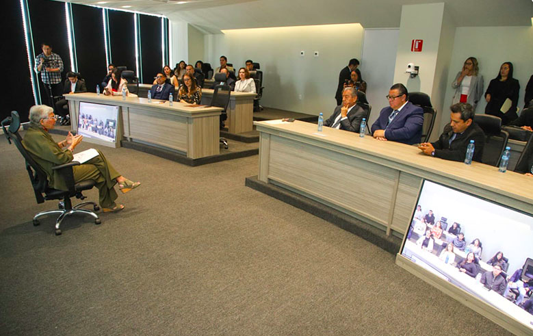 Olga Sánchez Cordero visita la UAEH. Ofreció conferencia a estudiantes del posgrado en Derecho Penal y Ciencias Penales.