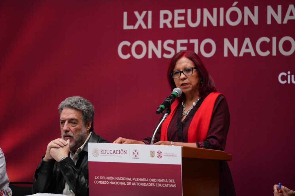 Preside la secretaria de Educación Pública, Leticia Ramírez Amaya, la LXI Reunión Nacional Plenaria Ordinaria del Consejo Nacional de Autoridades Educativas. Participan las 32 entidades.