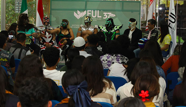 Representantes de la lucha libre de Hidalgo y del Estado de México se dieron cita en la Feria De Todas y Todos.