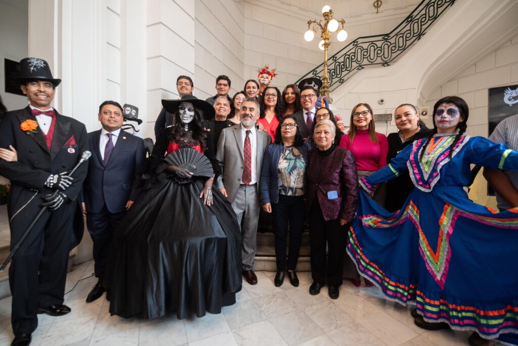 La diputada local, Juana María Juárez López invitó a visitar Xochimilco para conocer cómo se vive esta fiesta tradicional llena de colores, gastronomía y cultura.