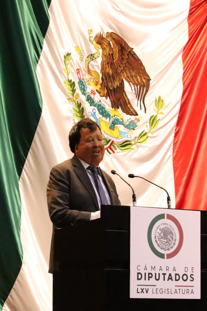 Aguayo Hernández ha dedicado su vida a inspirar a otros a través de sus conferencias motivacionales.