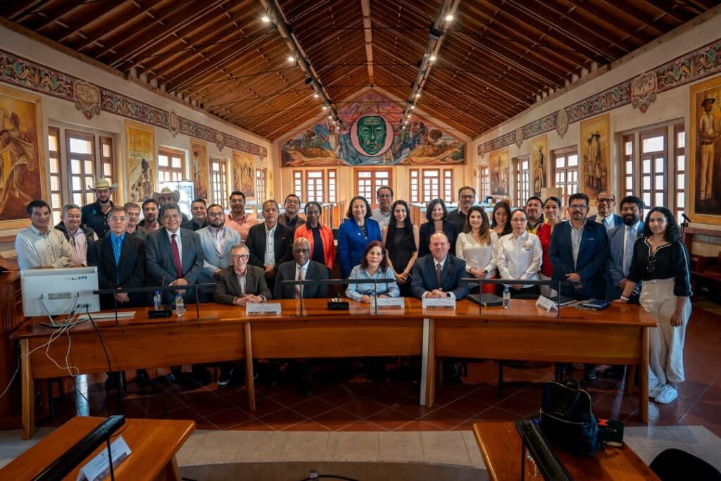 Chapingo e Illinois impulsarán la educación, la investigación y la sostenibilidad agropecuaria.