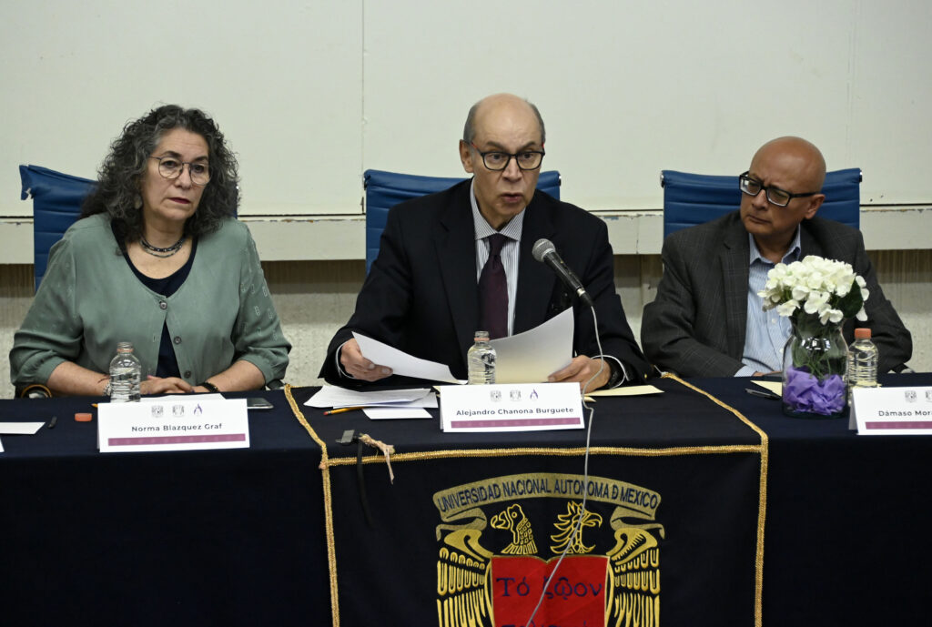 La Universidad Nacional ha reiterado su compromiso con la lucha por la igualdad para todas las personas, en particular para las mujeres, y ha avanzado en la implementación de protocolos para la atención de la violencia de género, coincidieron en señalar académicas de la UNAM.