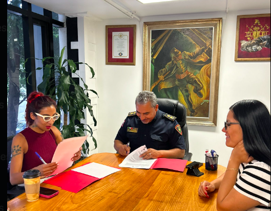 Firman HCBCDMX y AGATAN convenio de colaboración en materia de prevención y manejo adecuado de animales de compañía.