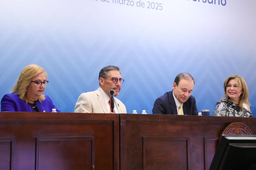 El titular de la ANUIES, Luis González Placencia afirmó que las universidades son parte de la historia de México, han participado en sus luchas sociales.