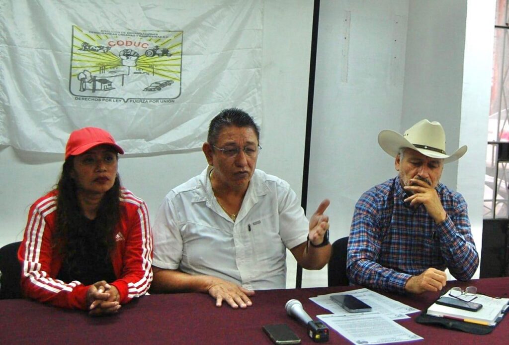 Se niega Holcim a cumplir los compromisos económicos: generar un apoyo de 10 millones de pesos, crear fuentes de empleo y de infraestructura urbana e hídrica a favor de 83 ejidatarios y sus familiares de Macuspana, Tabasco.