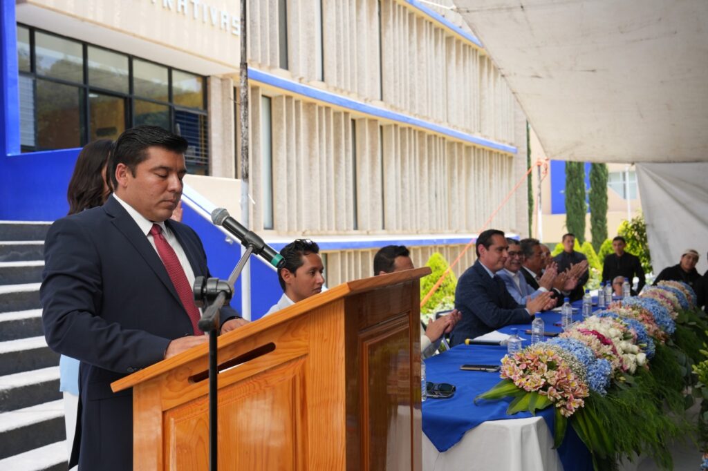 Elver Galbán Echeverría rindió protesta como nuevo Director de la División de Ciencias Económico Administrativas (DICEA) de la Universidad Autónoma Chapingo