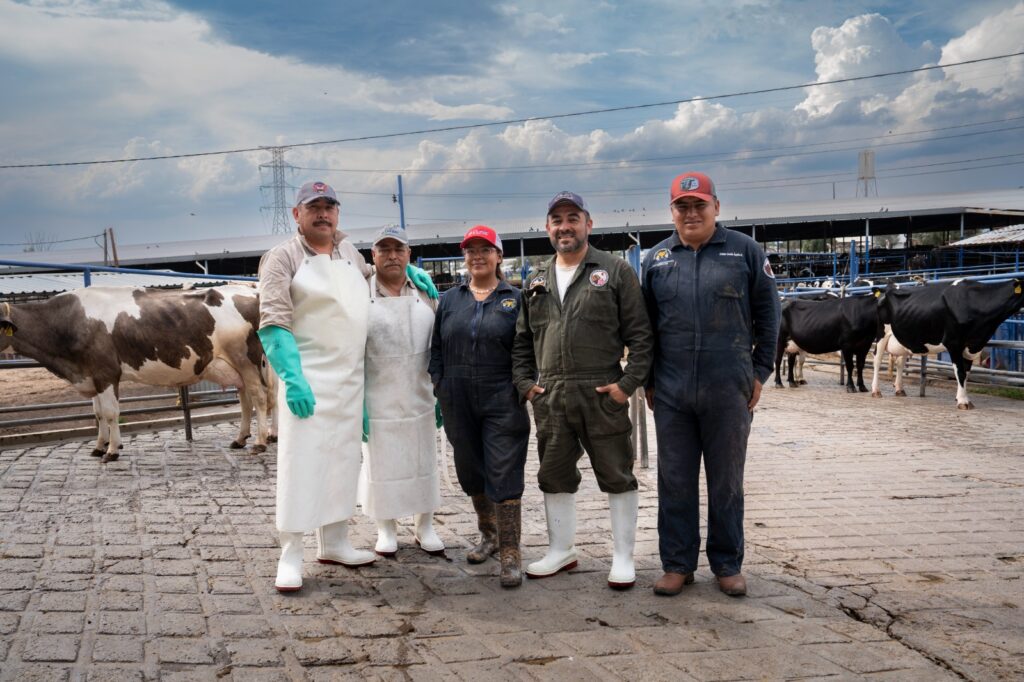 La leche producida en Chapingo presenta ventajas nutracéuticas como la galactosa: esencial para la síntesis de mielina y el desarrollo cerebral de las y los niños.