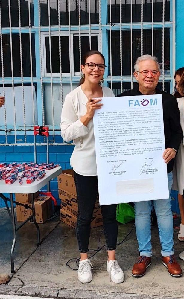 La FSDM y la legisladora Patricia Urriza firman convenio para promover salud bucal en niñas y niños en escuelas de Coyoacán.