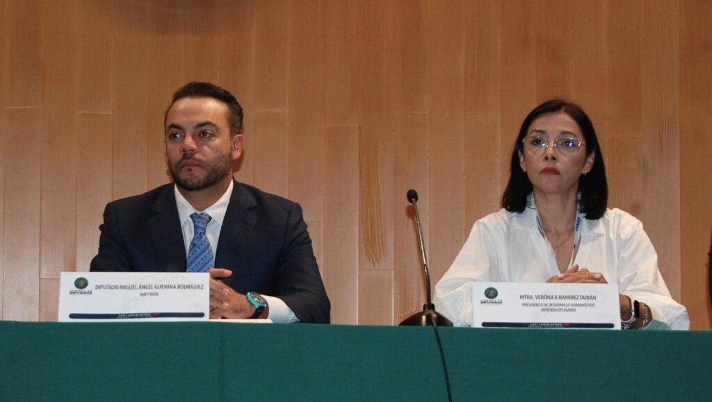 “Aquí no solo se construyen argumentos; aquí se construyen futuros”, expresó la maestra Verónica Estela Ramírez Durán, presidenta de DHILO MUN 2025.