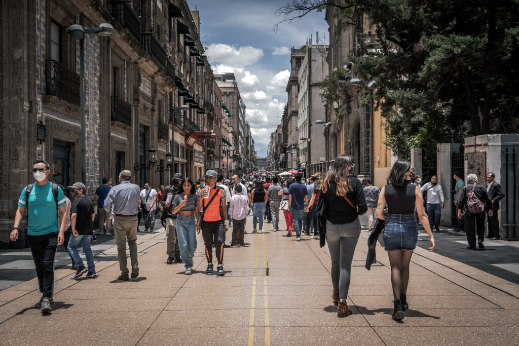 José Nabor Cruz Marcelo participó en el Seminario Permanente Internacional Interdisciplinario sobre Emergencia Social Comunitaria.