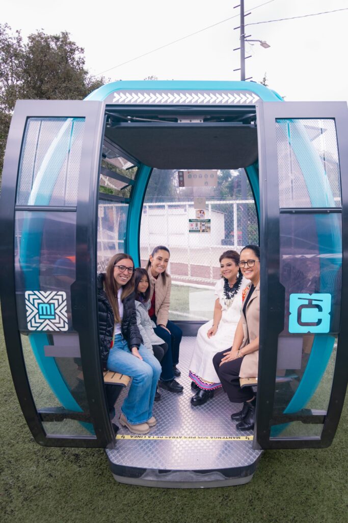 Presidenta Claudia Sheinbaum y jefa de Gobierno Clara Brugada presentan línea 4 de Cablebús Tlalpan-Coyoacán, la más larga del mundo.