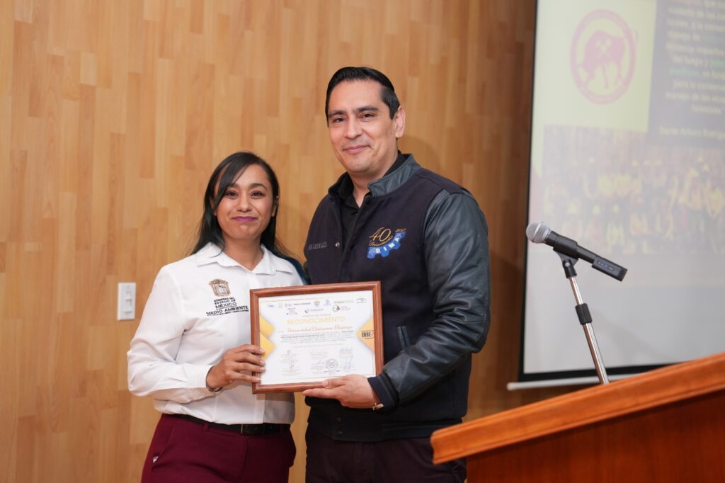 Reconocimiento en Ciencias Forestales de la Universidad de Chapingo.