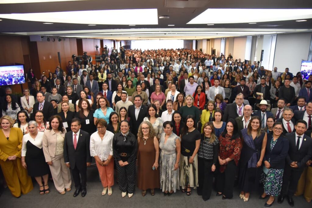 Titulares de los sistemas DIF CDMX y nacional reafirman su compromiso con la protección y defensa de la niñez.