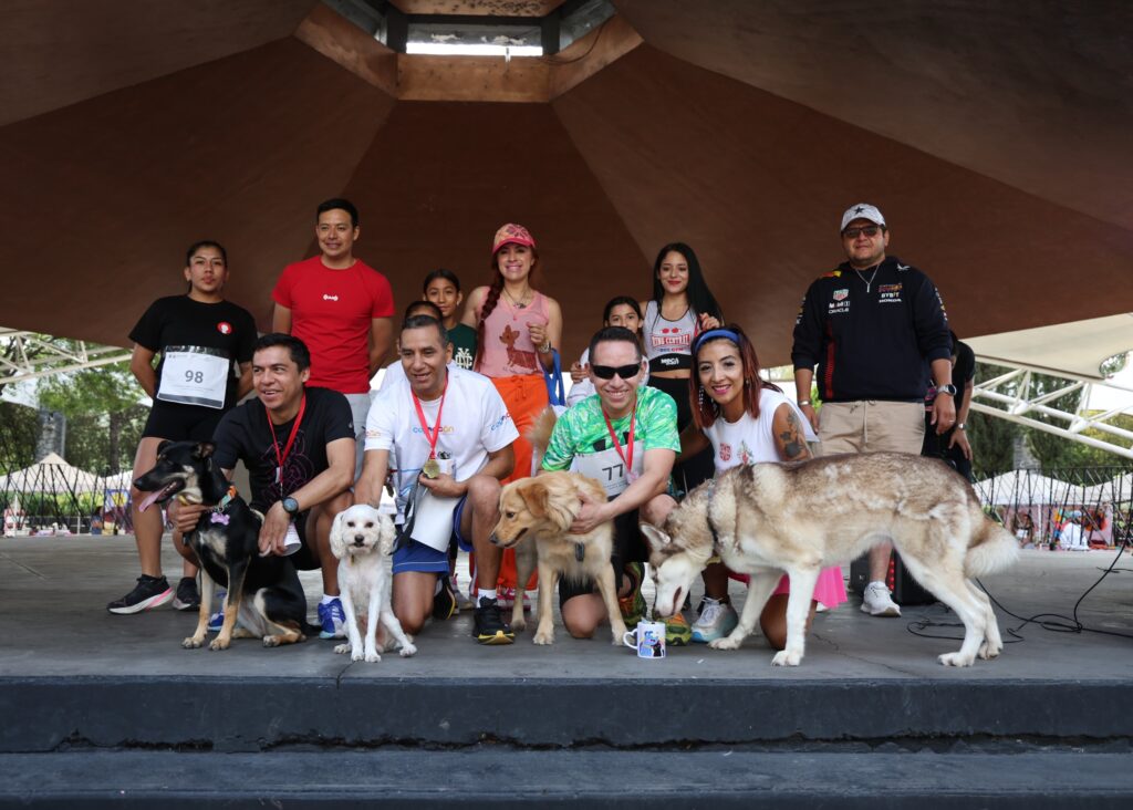 La carrera Amar es Adoptar tuvo como propósito crear conciencia sobre el abandono animal y promover la adopción responsable de perros rescatados: Ana Villagrán.