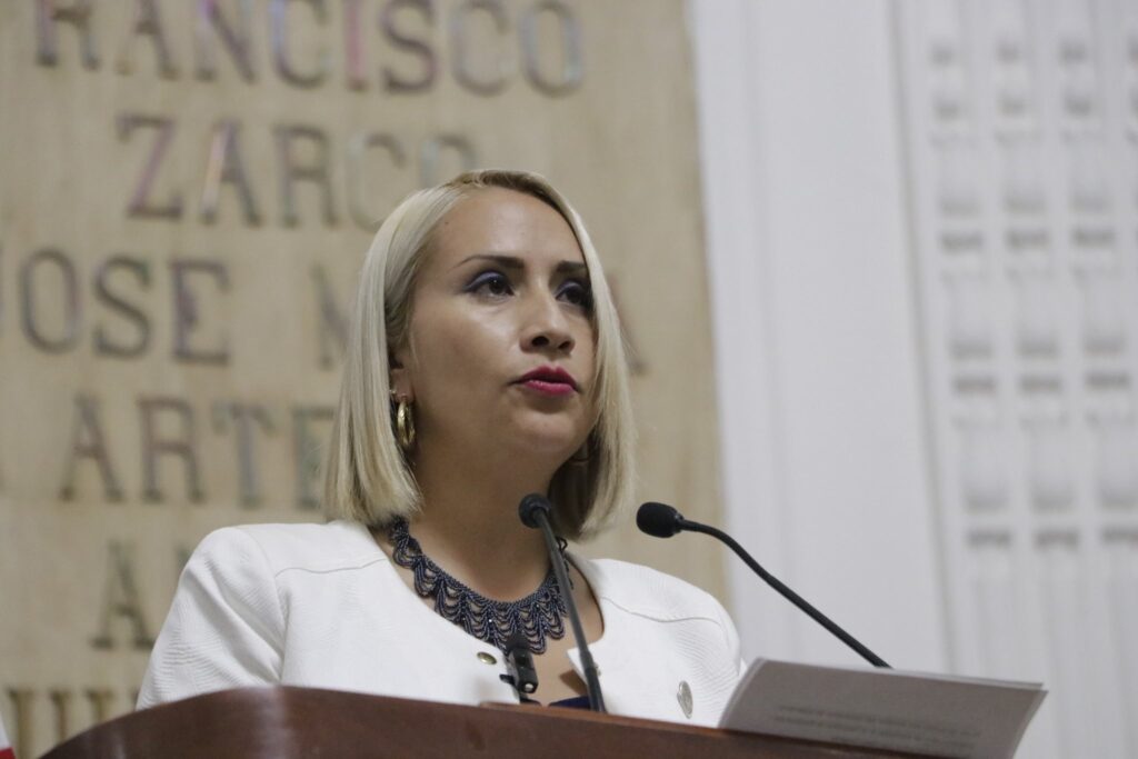 Es urgente garantizar la inclusión de esta gente en espacios públicos y privados: Ana Buendía García. El próximo 25 de octubre es el Día Internacional de las Personas de Talla Baja.