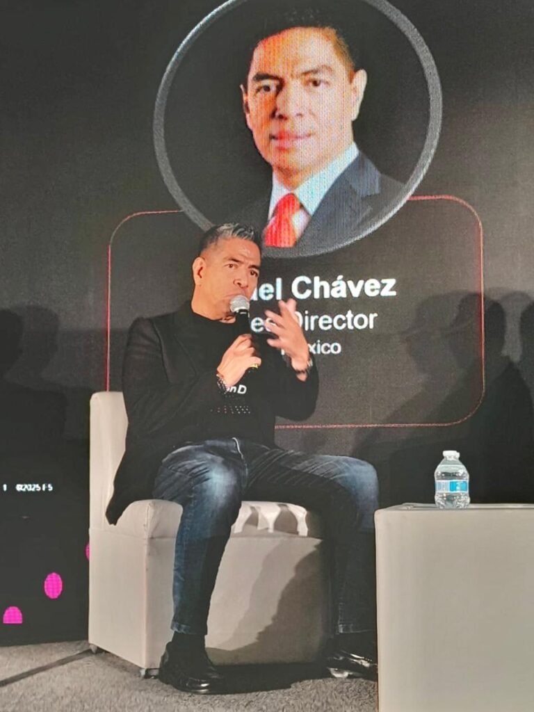 Roberto Ricossa, vicepresidente de Ventas para F5 LATAM, dio la bienvenida al evento y resaltó que actualmente el 95% de las organizaciones gestionan sus apps en modelos híbridos.