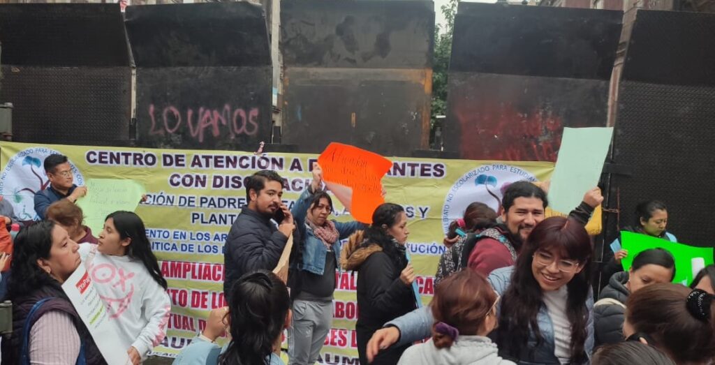 Piden a Mario Delgado cumpla su promesa de fortalecer el sistema educativo para personas con discapacidad.