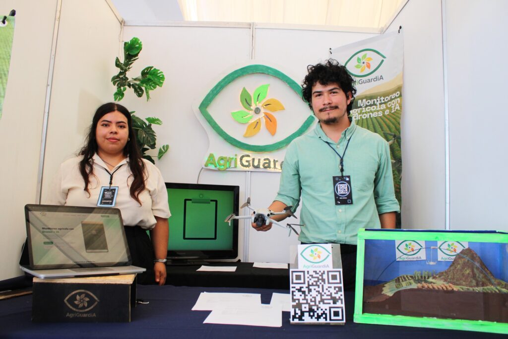 El proyecto “Agri GuardIA” de la Mtra. Diana Carmen Rodríguez Lira y el Mtro. Sergio Alejandro Pérez Rodríguez.