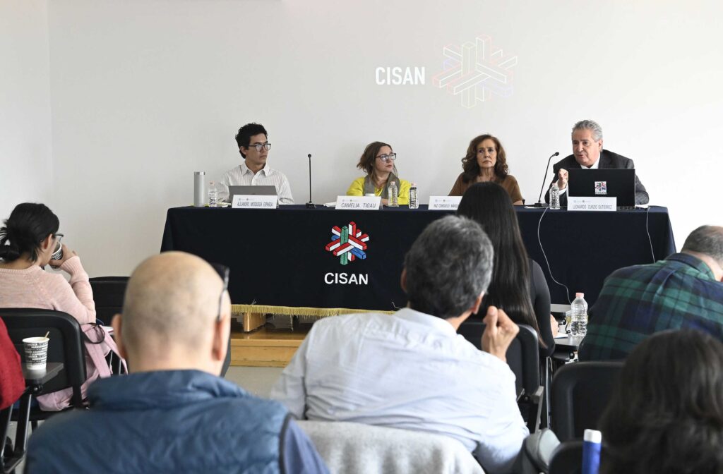 En EUA viven casi 40 millones de personas de nacionalidad mexicana; se concentran mayoritariamente en California y Texas, externó Leonardo Curzio Gutiérrez.