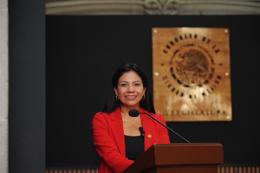 Se impulsarán atenciones médicas gratuitas para reducir cáncer de mama: diputada Valeria Cruz.