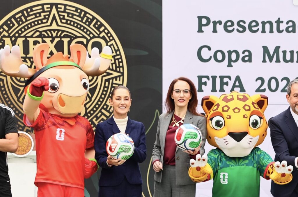 Gabriela Cuevas Barron, destacó que nuestro país es la primera y única nación en el mundo en albergar tres copas mundiales de la FIFA