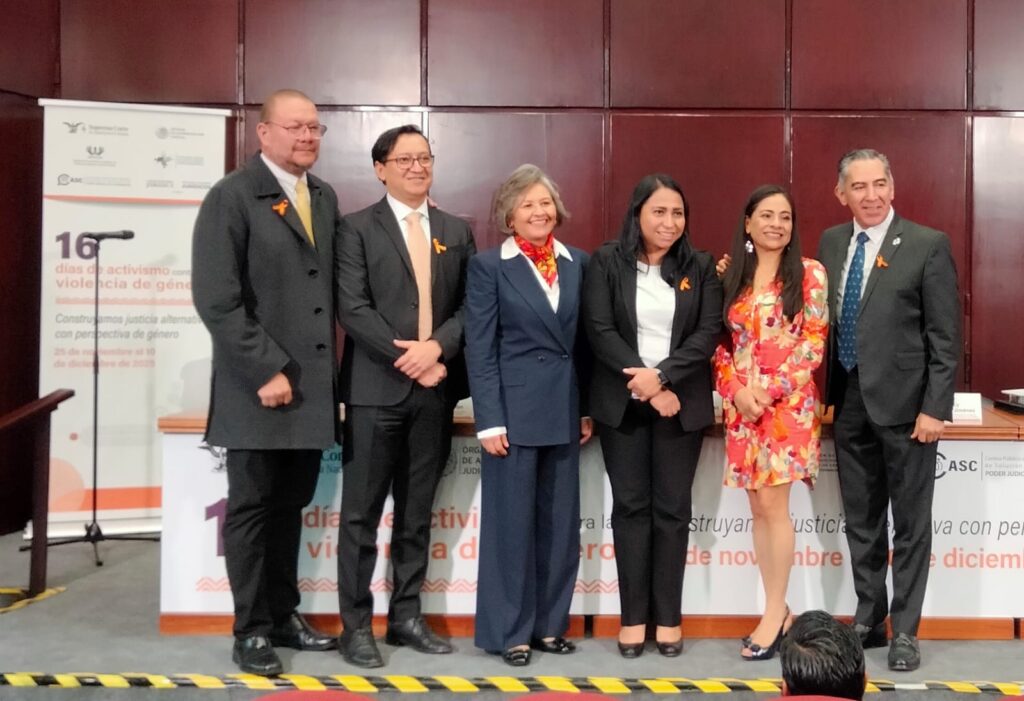 Muchos conflictos que llegan a los centros de justicia alternativa podrían resolverse mediante atención psicológica adecuada, lo que permitiría deconstruir patrones de violencia y transformar la convivencia social.