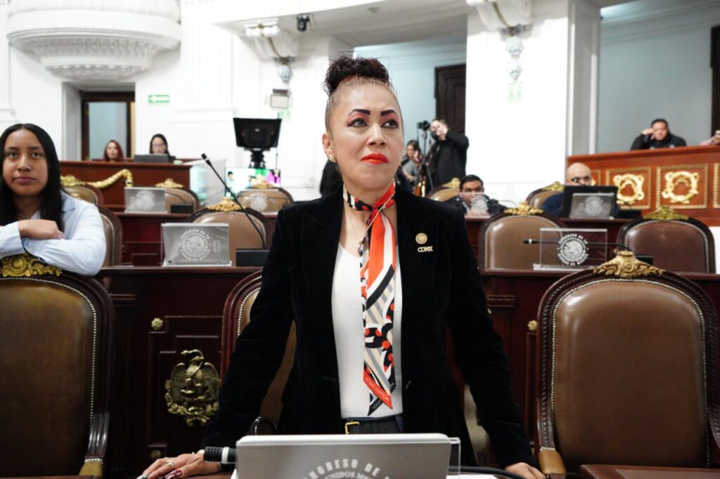 La presidenta Claudia Sheinbaum dejó muy clara la postura a favor de la NO intervención, así como a la autodeterminación de los pueblos, afirma la diputada Rebeca Peralta.