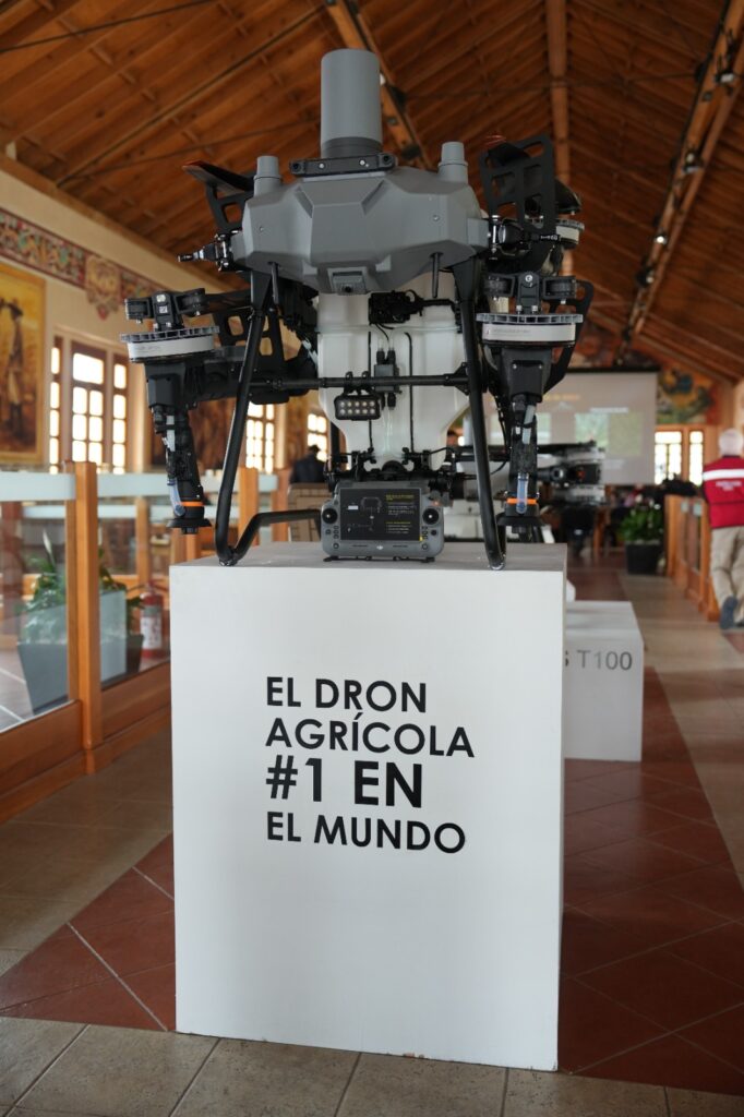 Estudiantes de posgrado en Chapingo analizan los drones que cambiarán la forma de producir alimentos en México.