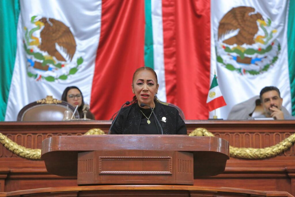 “Este espacio que se abre el día de hoy en el Congreso de la Ciudad de México, pretende que se hable de cultura desde la perspectiva de quienes la viven, la crean, la sostienen y la defienden todos los días”, afirma diputada Rebeca Peralta.