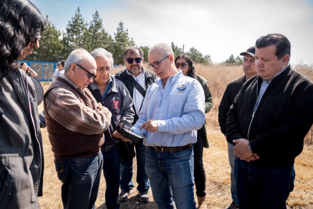 En Chapingo, profesorado se capacita en vuelo aéreo con dron para crear mapas de alta precisión aplicados al monitoreo de cultivos.