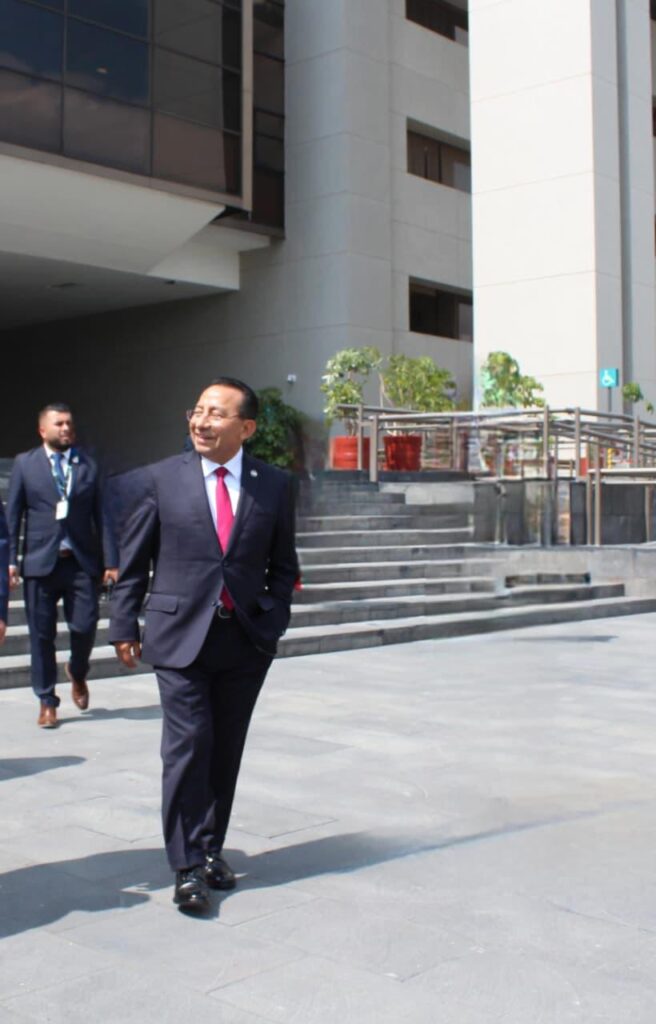 Las escuelas de Derecho deben formar a las nuevas generaciones de litigantes en mediación, facilitación y reconocer las nuevas figuras que incluye la legislación vigente.