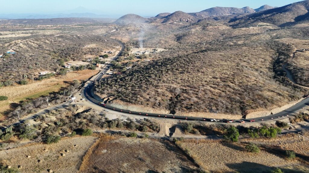 Gobierno de México y Puebla impulsan Eje Cuautla-Tlapa, registra 90% de avance.