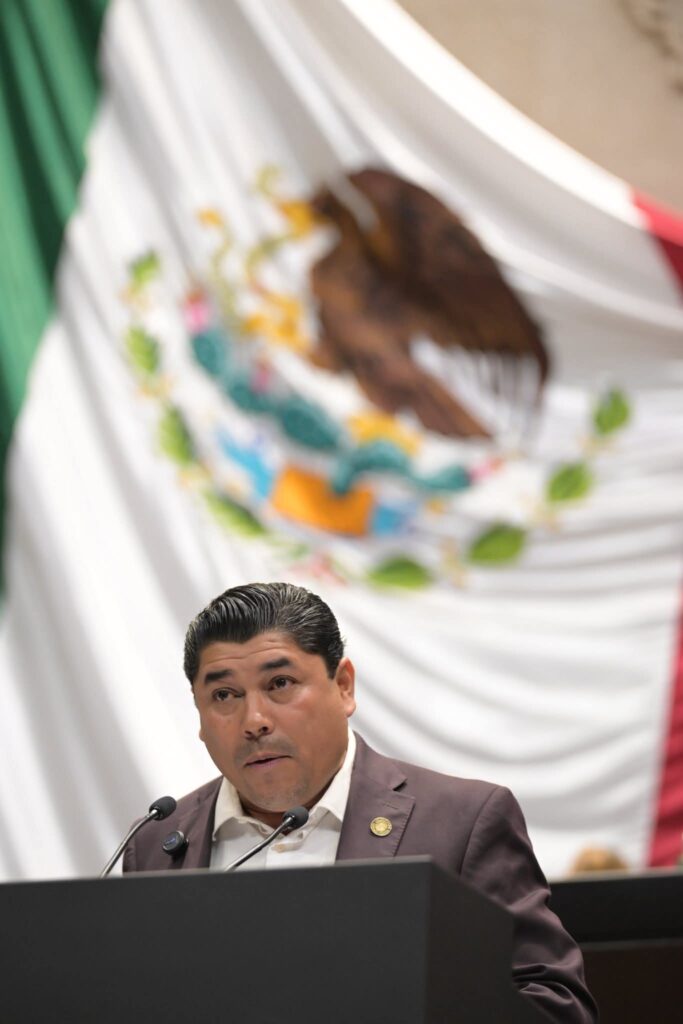 Existe grave riesgo de salud en Guadalajara por consumo de agua contaminada: diputado de Morena Carlos Palacios Rodríguez.