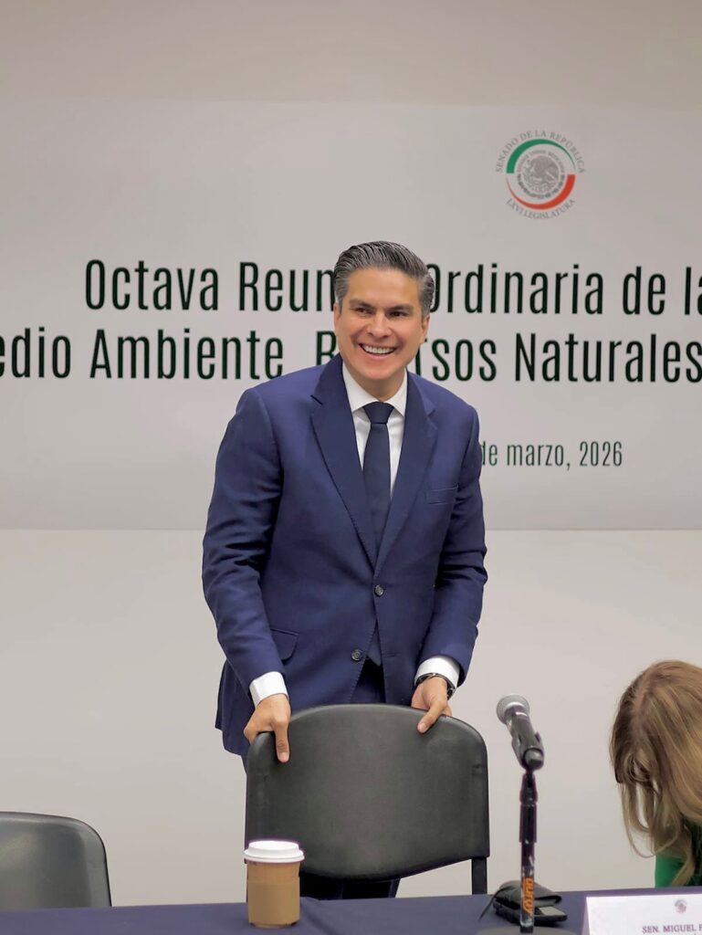 Afirma el senador Pável Jarero que la 4T avanza con firmeza para acabar con los privilegios.