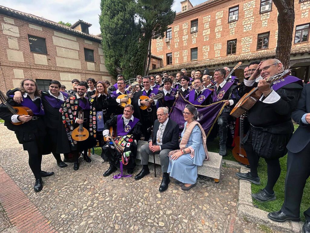 Con Celorio se defiende a la universidad pública y a la larga historia entre España y México, puntualiza Luis García Montero, director del Instituto Cervantes.