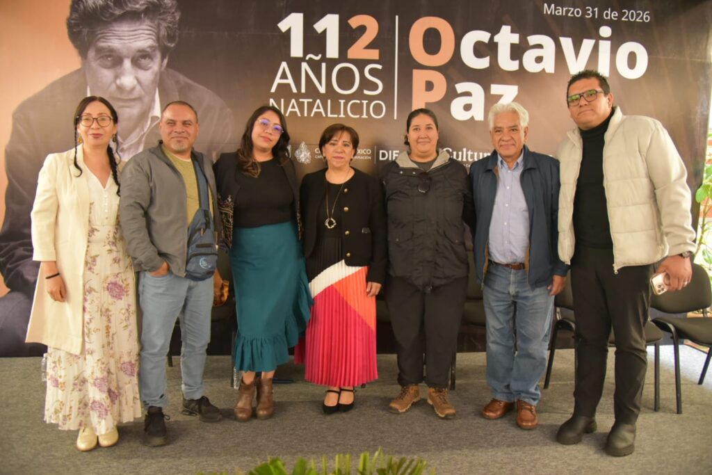 Festejan DIF Ciudad de México y Casa Marie José y Octavio Paz el 112 aniversario del natalicio del escritor.