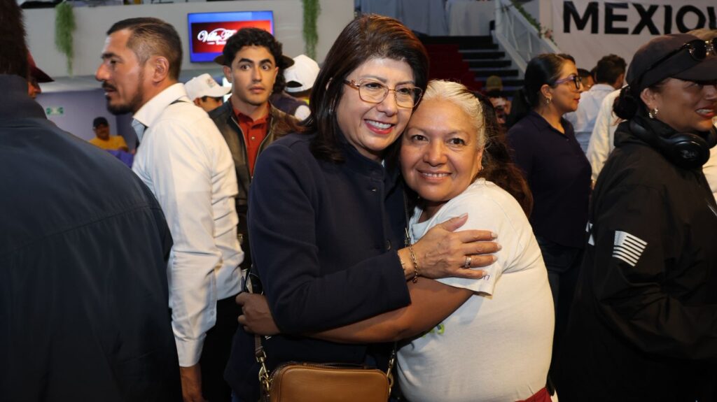 Refrenda y difunde la senadora Mariela Gutiérrez acciones de la 4T en municipios del Estado de México.